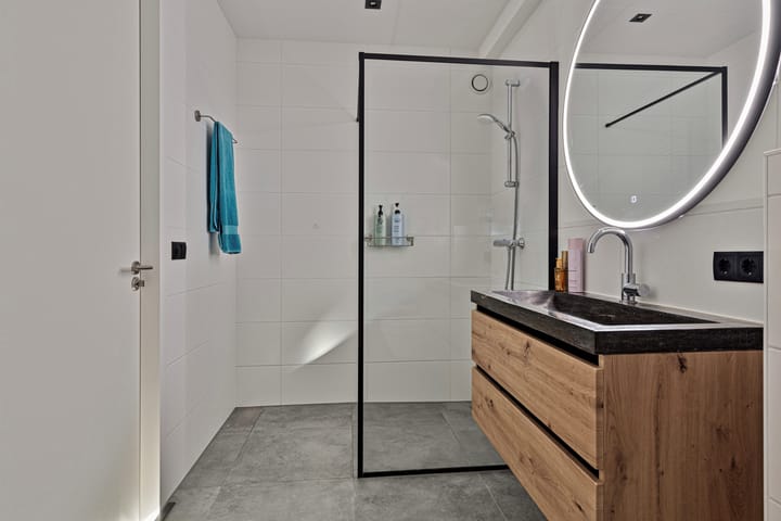 Foto 25 van Meerkoetstraat 32