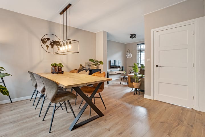 Foto 8 van Borneostraat 40