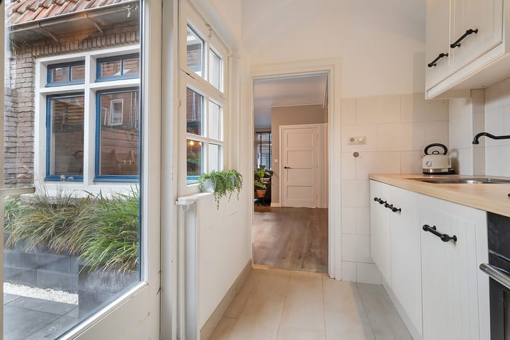 Foto 15 van Borneostraat 40