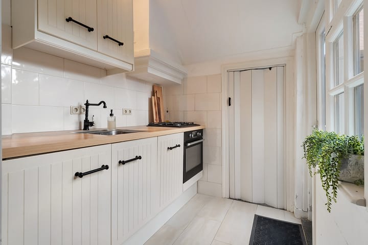 Foto 16 van Borneostraat 40