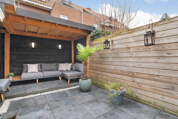 Foto 30 van Borneostraat 40