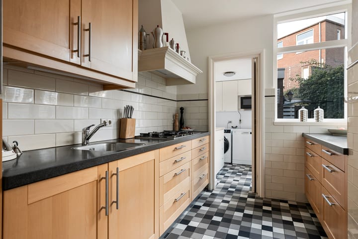 Foto 11 van Thomas van Kempenstraat 7