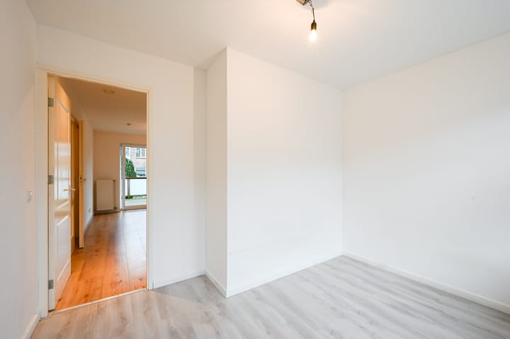 Foto 16 van Madeliefstraat 51-B