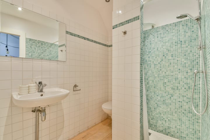 Foto 16 van Brederodestraat 25-2