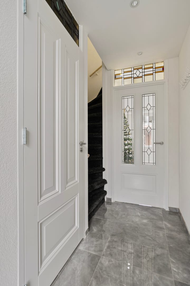 Foto 4 van Nieuwendamstraat 11