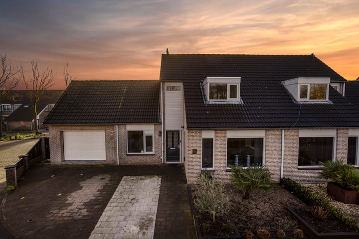 Foto 2 van Calsstraat 118