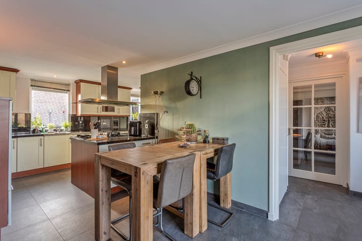 Foto 16 van Calsstraat 118