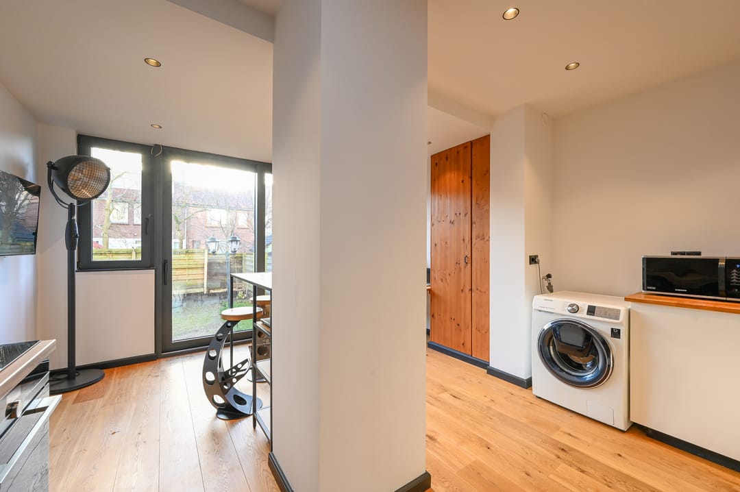 Foto 23 van Veenendaalkade 58