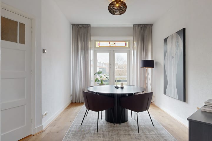 Foto 8 van Van 't Hoffstraat 3-A