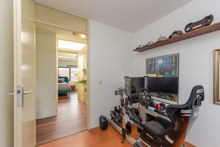 Foto 37 van Hooghalenstraat 18