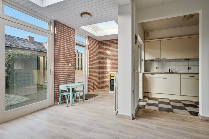 Foto 2 van Albert Verweystraat 20