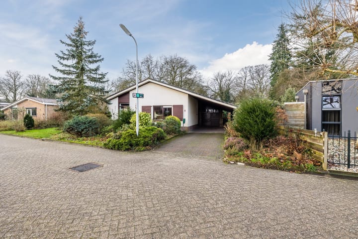 Foto 2 van van Galenstraat 2