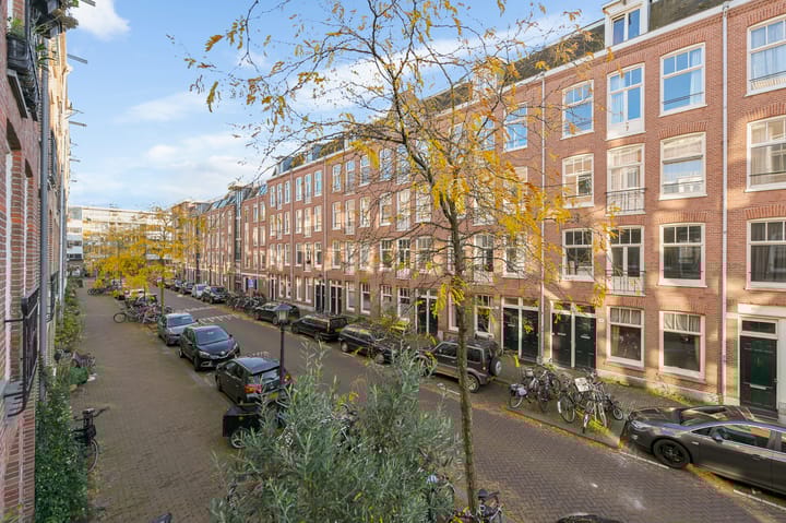 Foto 23 van Joan Melchior Kemperstraat 66-1