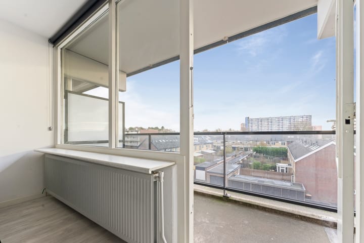 Photo 6 of Doorneberglaan 238