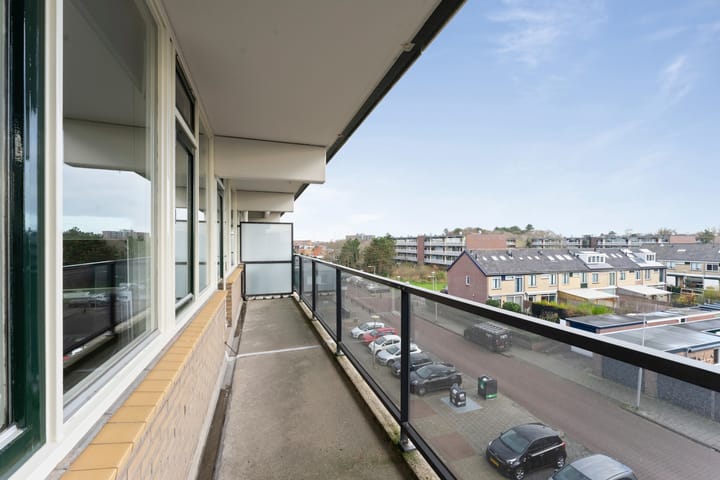 Photo 8 of Doorneberglaan 238