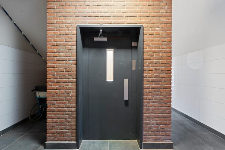 Photo 33 of Doorneberglaan 238