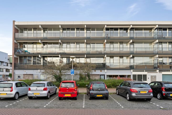 Photo 37 of Doorneberglaan 238