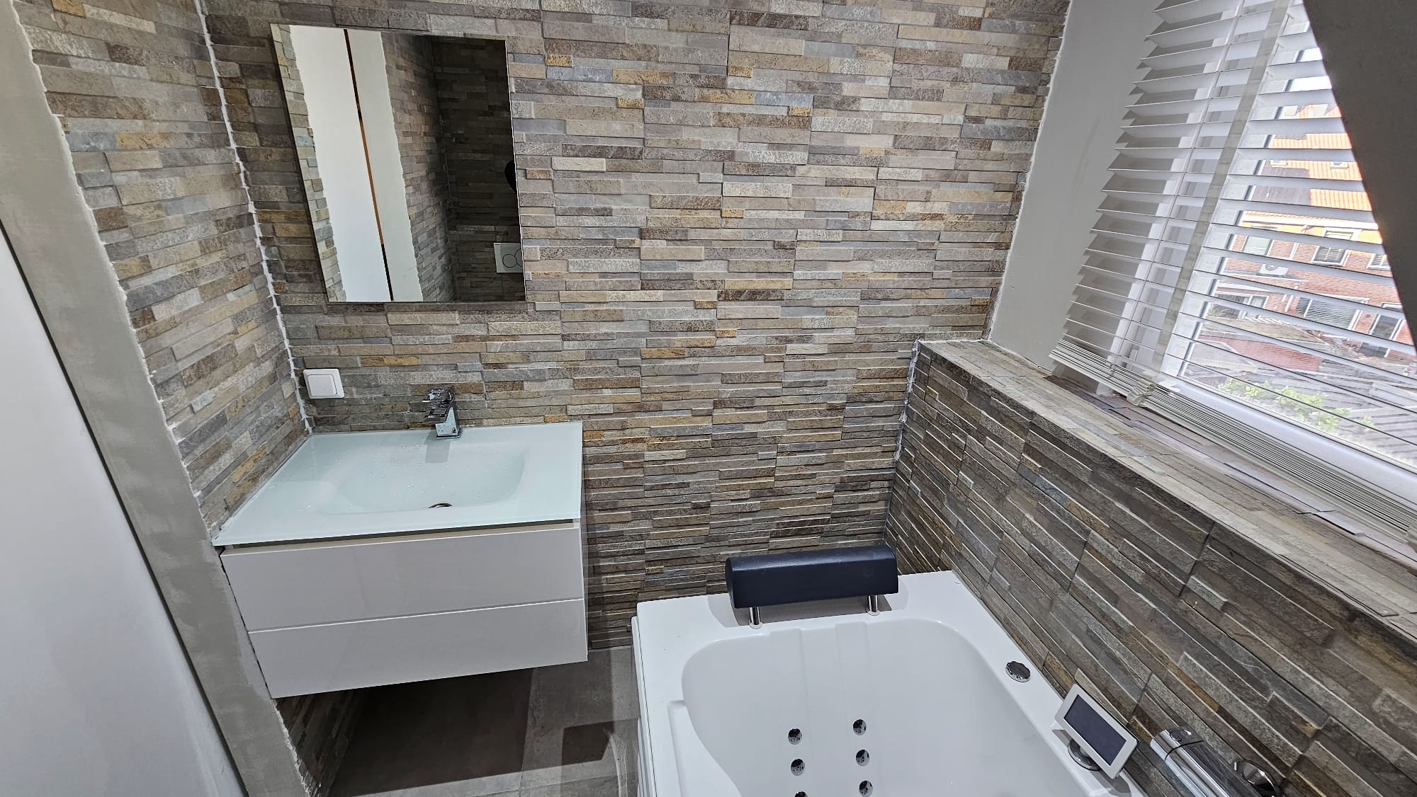 Foto 27 van Rodium 8