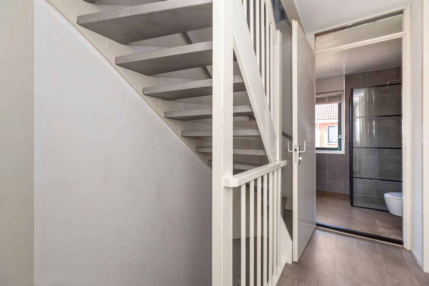 Foto 34 van Rodium 8