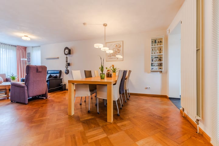 Photo 9 of Dollarhof 14