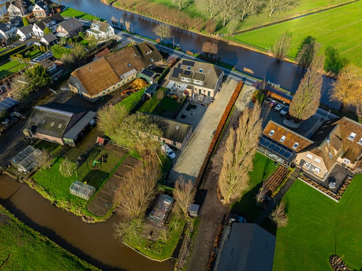 Photo 2 of Westeinde 74