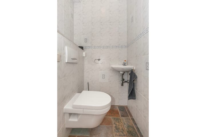 Photo 7 of Westeinde 74