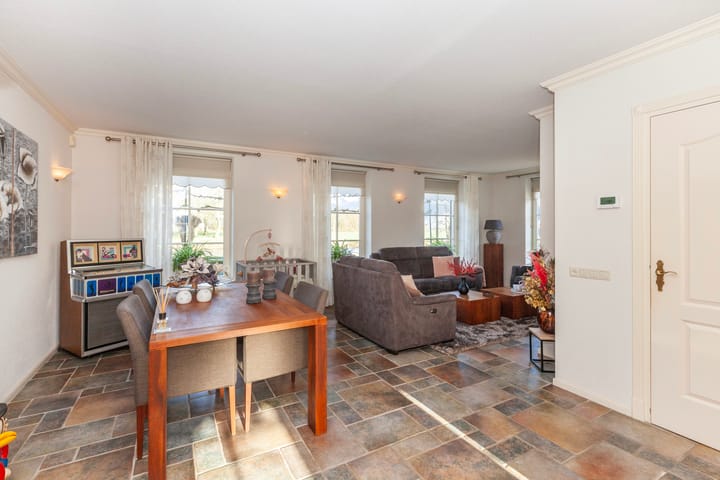 Photo 8 of Westeinde 74