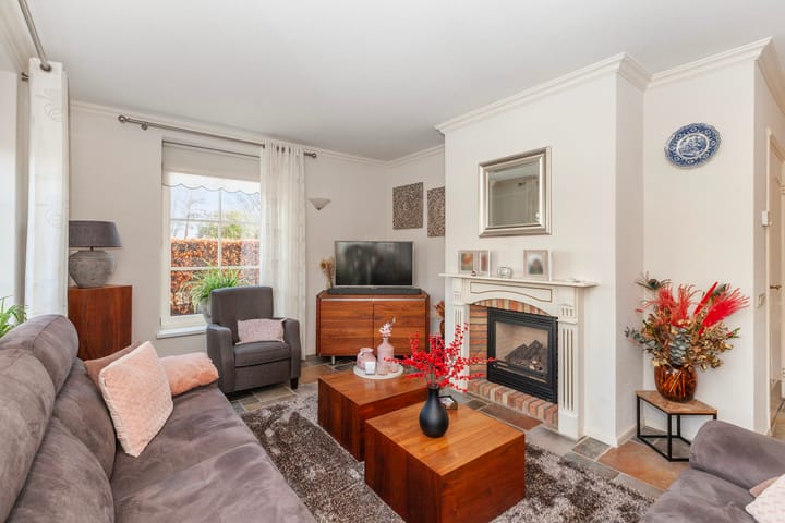 Photo 10 of Westeinde 74