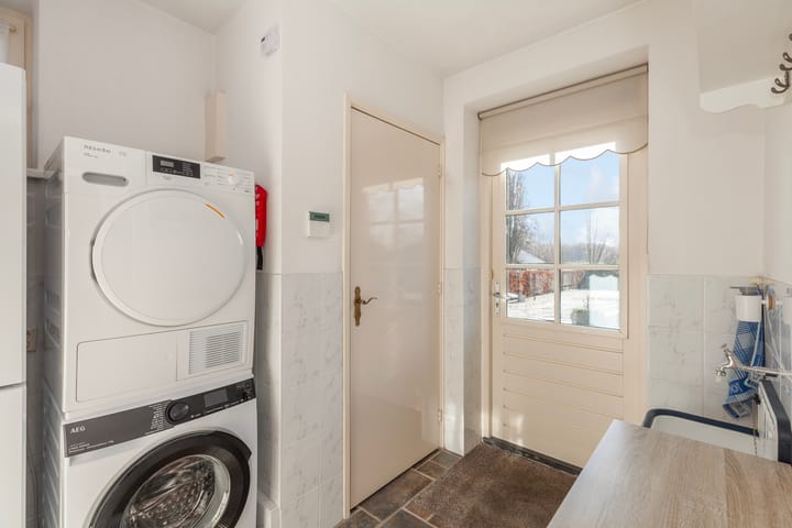 Photo 17 of Westeinde 74