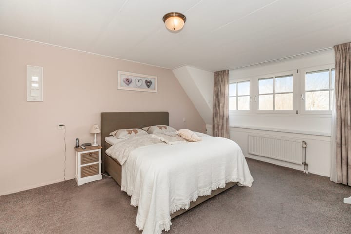 Photo 20 of Westeinde 74