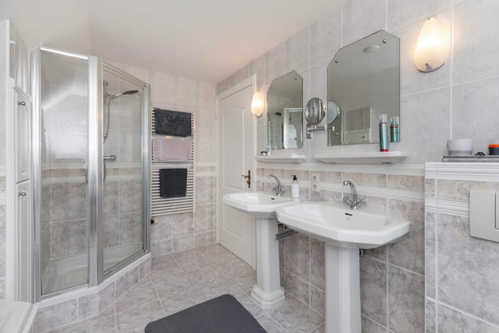 Photo 30 of Westeinde 74