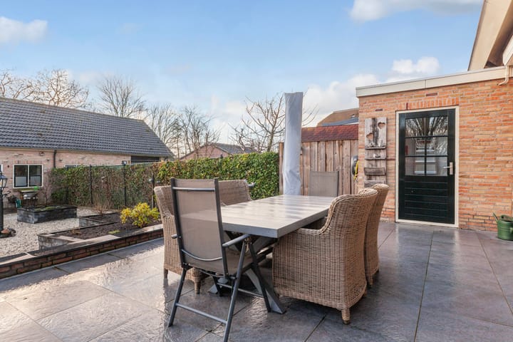 Photo 41 of Westeinde 74