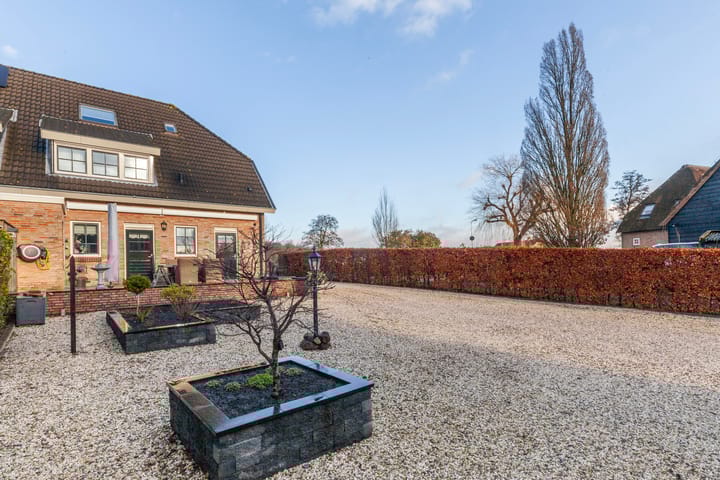 Photo 46 of Westeinde 74