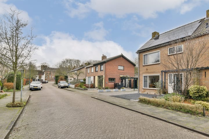 Photo 33 of Voorburgstraat 9