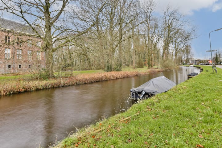 Photo 36 of Voorburgstraat 9