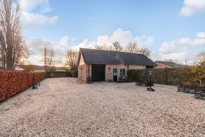 Photo 38 of Westeinde 74