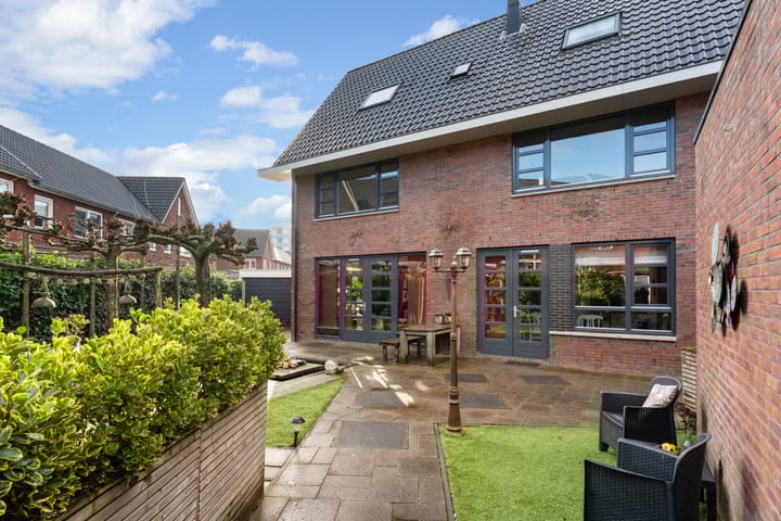 Foto 50 van Fregat 1