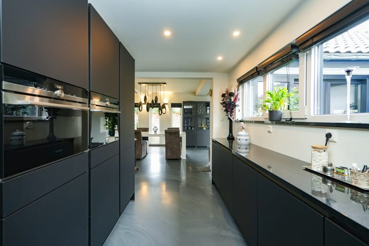 Photo 21 of Koningin Julianalaan 24