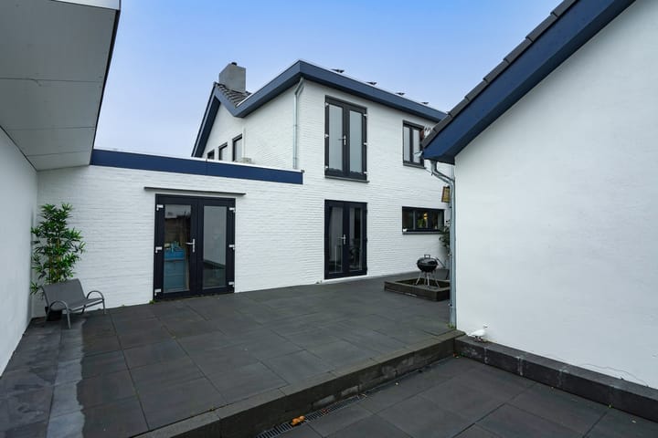 Photo 64 of Koningin Julianalaan 24