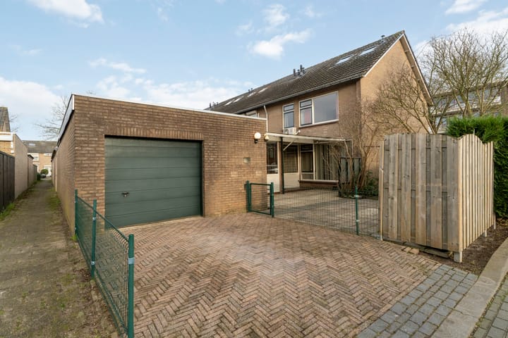 Foto 2 van Bachstraat 51