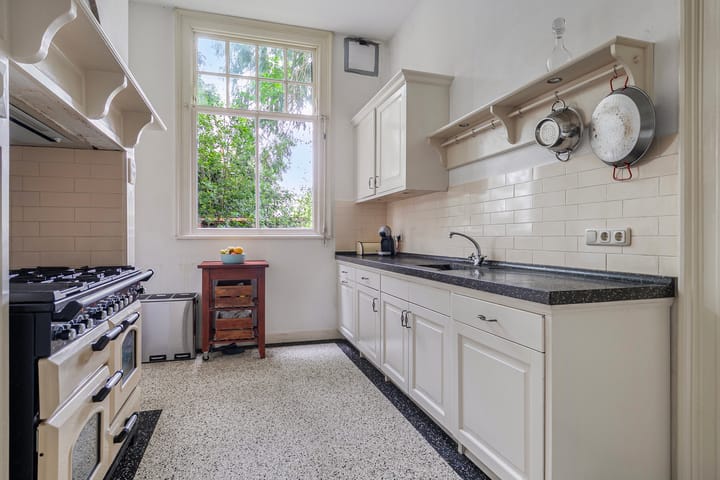 Foto 12 van Emmalaan 2