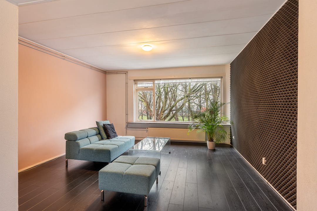 Photo 2 of Julianalaan 74-A