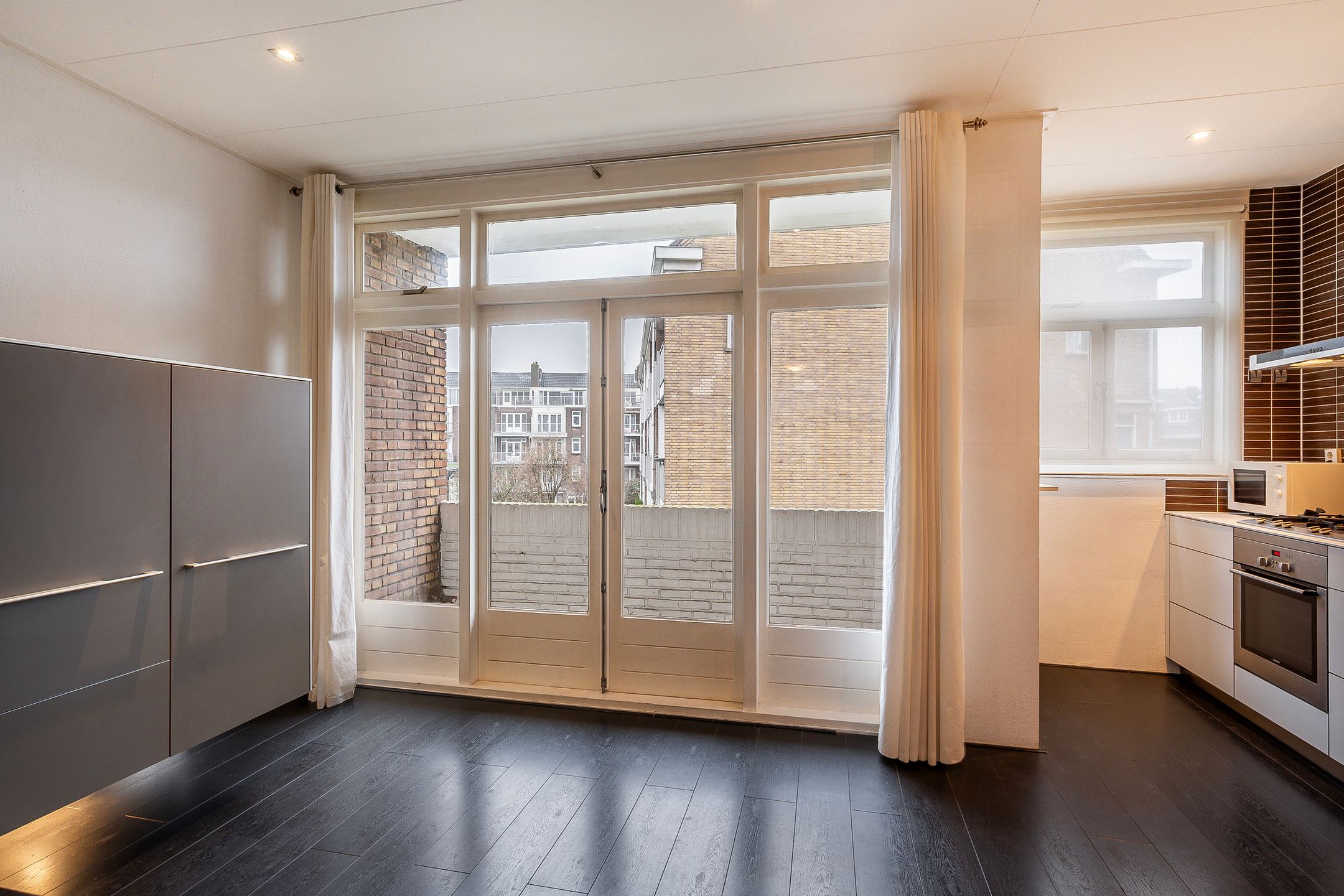 Photo 12 of Julianalaan 74-A