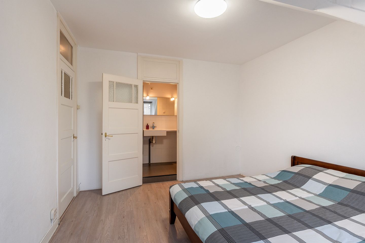 Photo 19 of Julianalaan 74-A