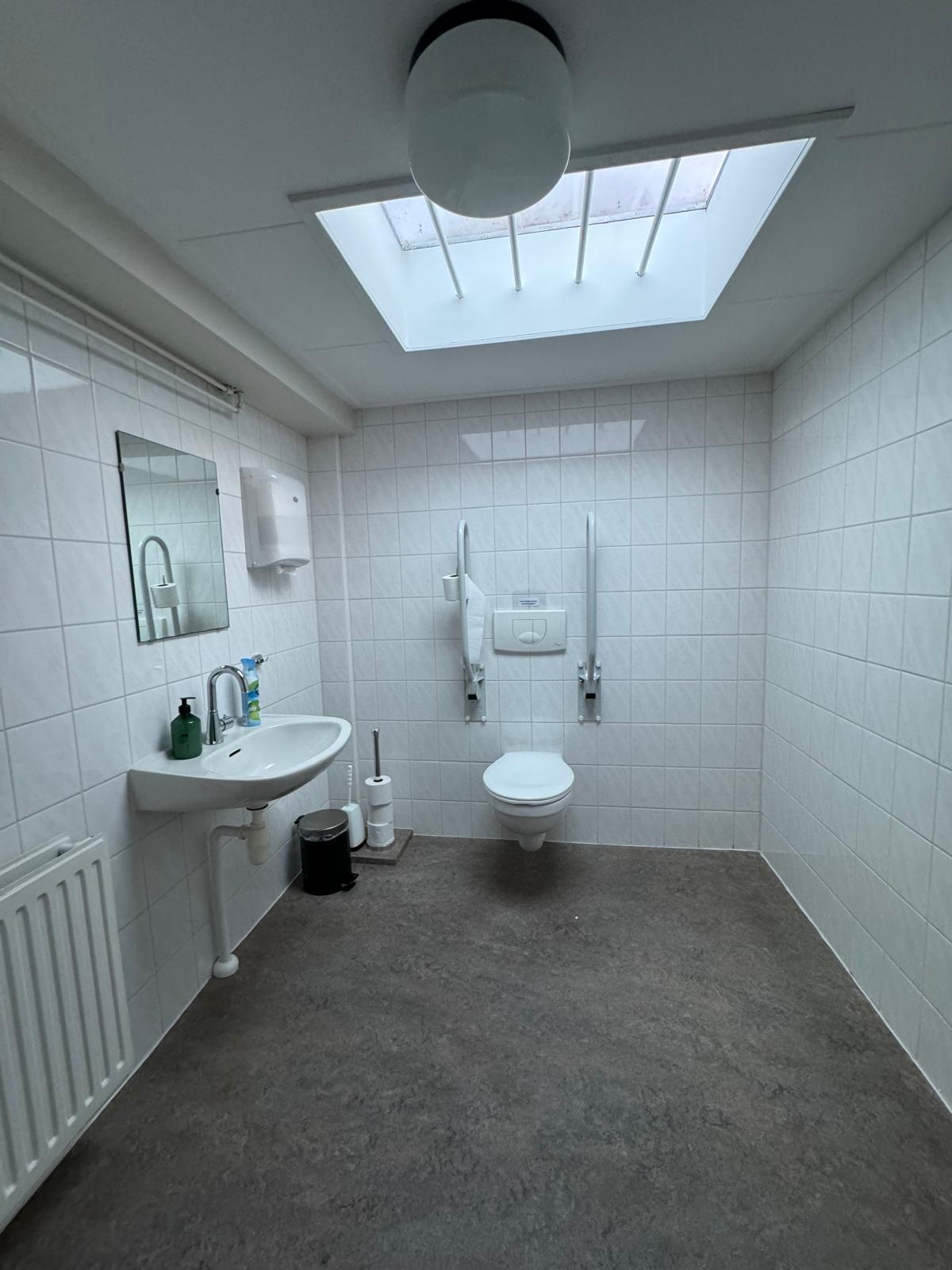 Photo 4 of Dorpsplein 25