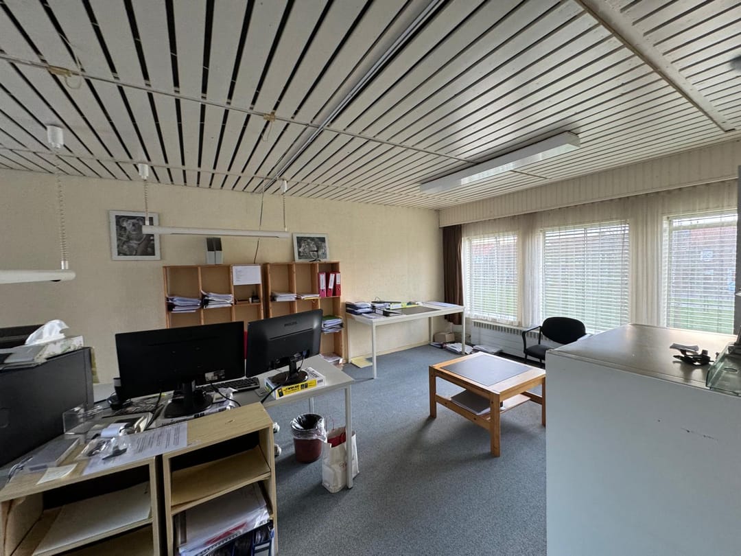 Photo 7 of Dorpsplein 25