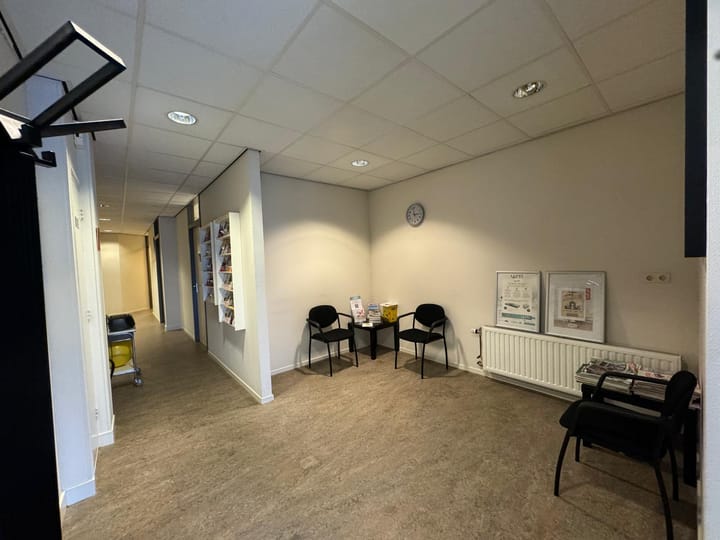 Photo 8 of Dorpsplein 25