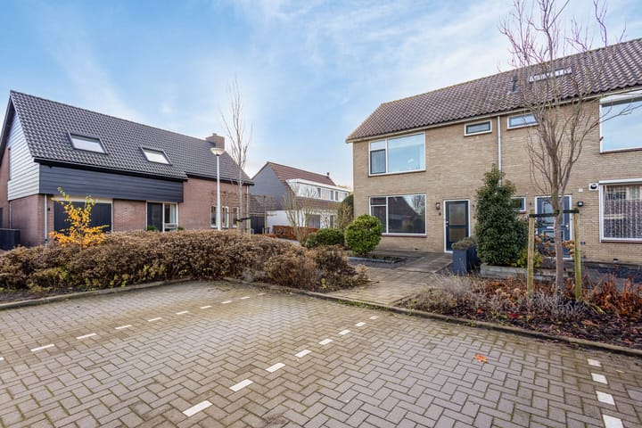 Foto 3 van Elzenhof 8