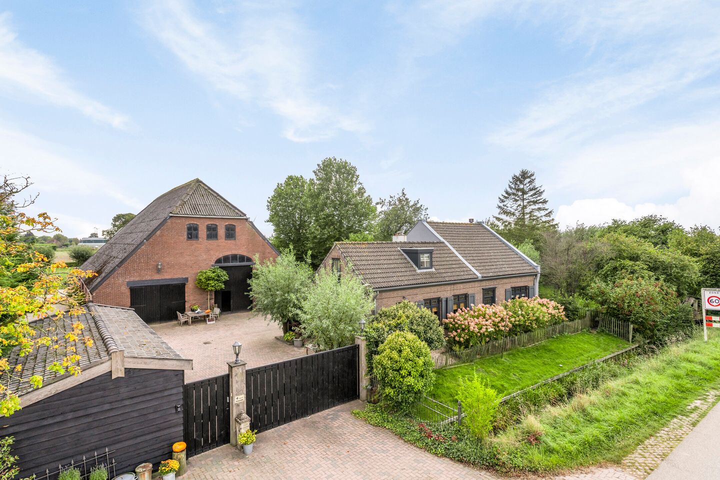 Foto 1 van Derde Weg 2