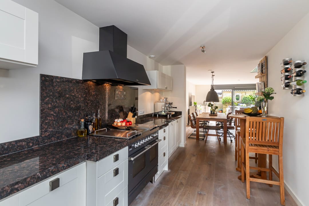 Photo 8 of Van Drieststraat 6